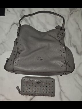 Coach Gray Pebbled Leather Hobo Bag with Matching Wallet